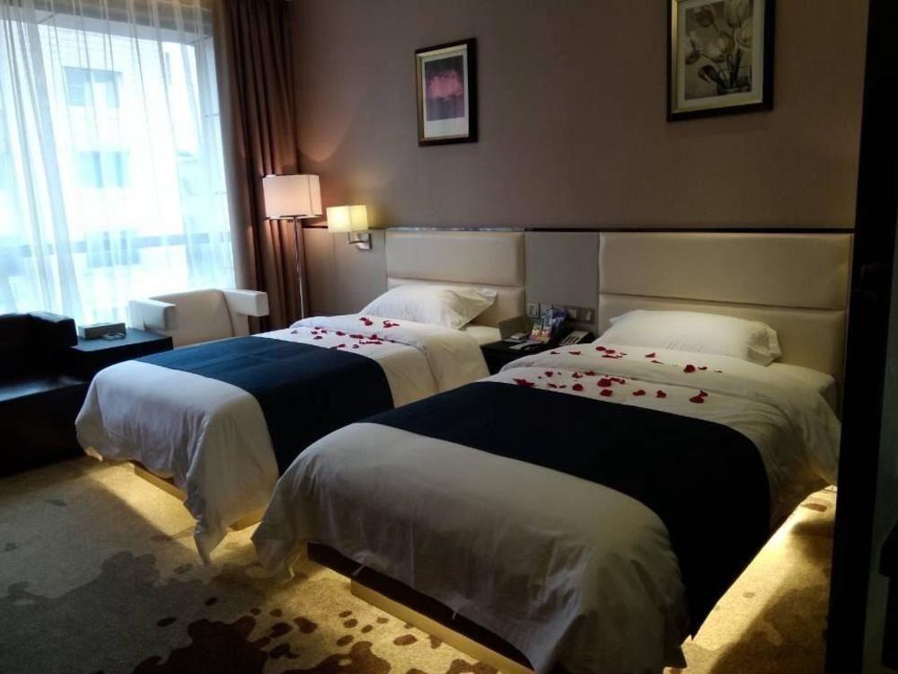 Chengdu Hello Hotel 双流 外观 照片